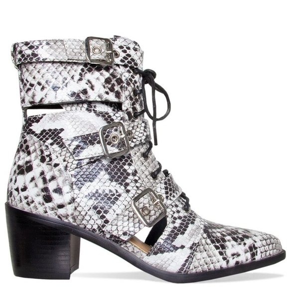 NEW Women's Snake Cut Out Buckle Ankle Boots Sz 6 - Picture 1 of 4
